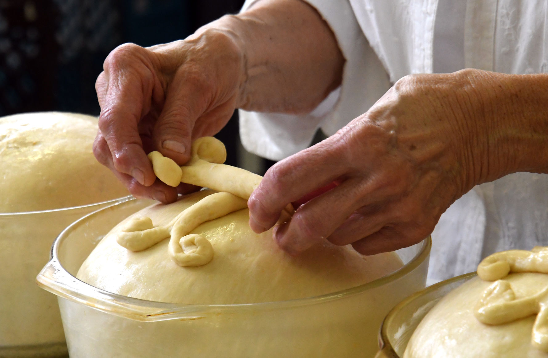 Paska Bread 13.JPG